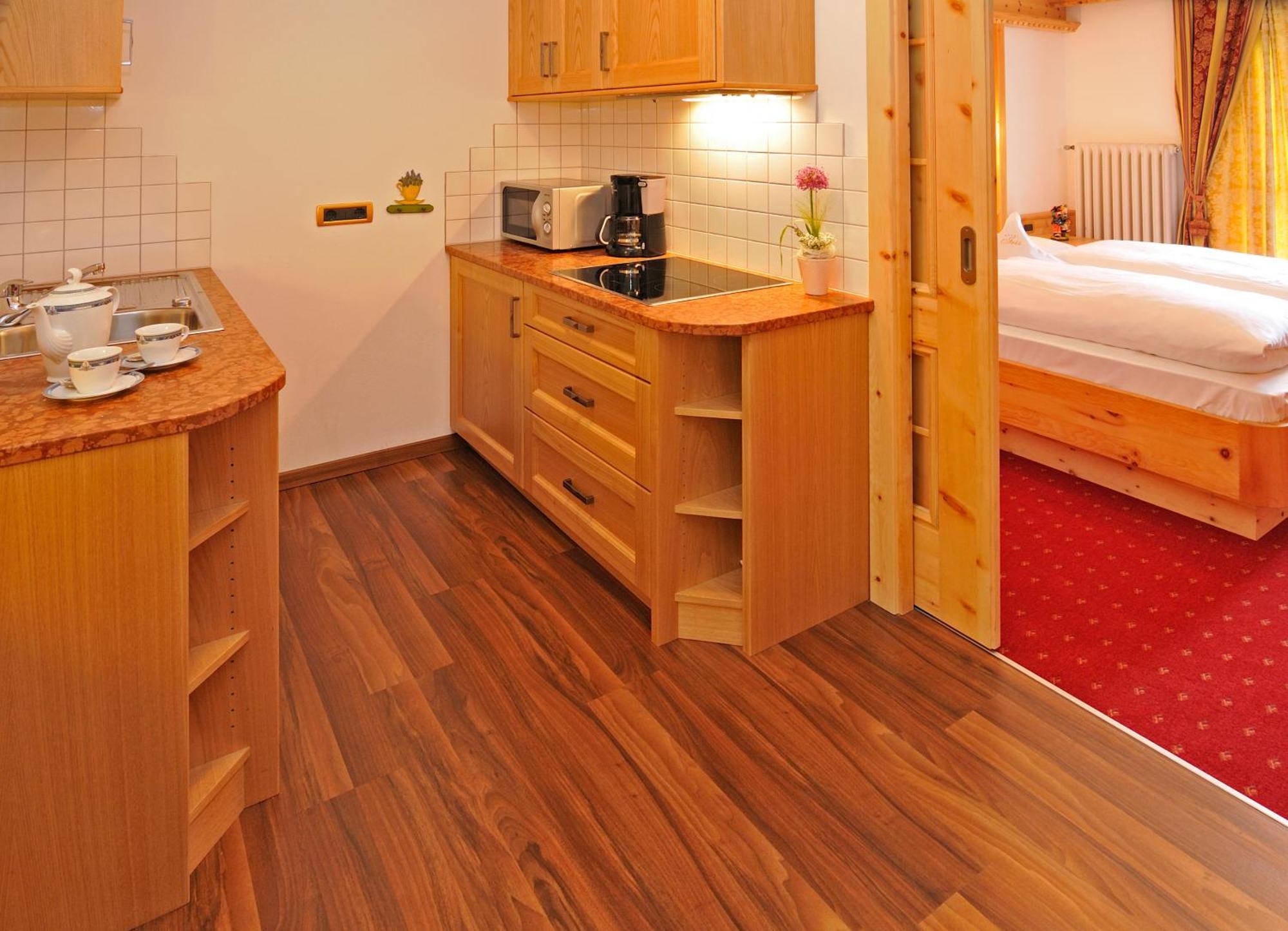 Garni Hotel Iris Selva di Val Gardena Kültér fotó